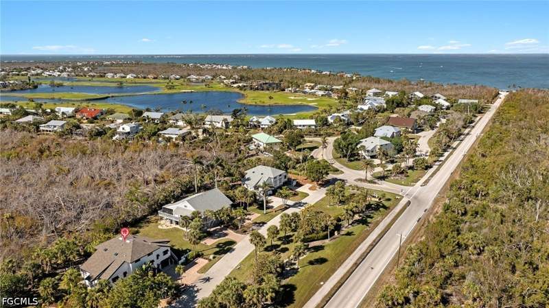 3 bedroom Duplex at 974 Greenwood Ct S, Greenwood Village, Sanibel — photo 2