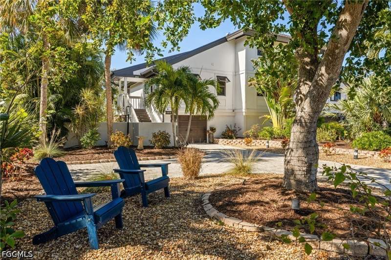 3 bedroom Duplex at 974 Greenwood Ct S, Greenwood Village, Sanibel — photo 3