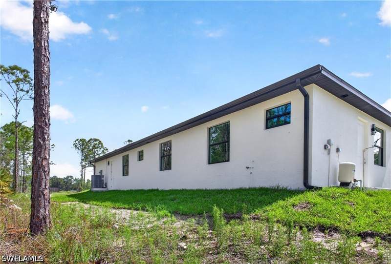 4 bedroom SingleFamilyResidence at 4232 31st Ave NE, Golden Gate Estates, Naples — photo 5