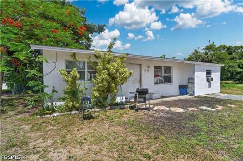 1904 Fountain St, Fort Myers FL - photo 9 of 9
