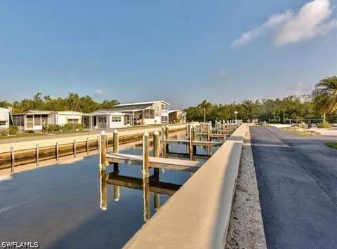 777 Walkerbilt Rd 9, Naples FL - photo 14 of 17