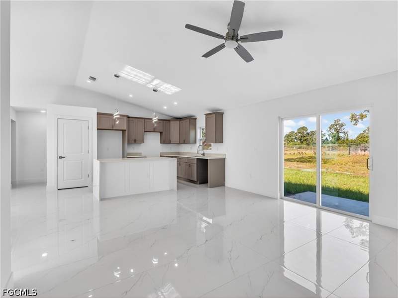 4 bedroom SingleFamilyResidence at 814 Milano Ave S, Lehigh Acres, Lehigh Acres — photo 4