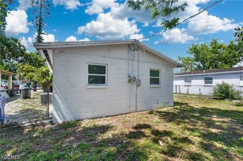 2992 Lafayette St, Fort Myers FL - photo 19 of 22