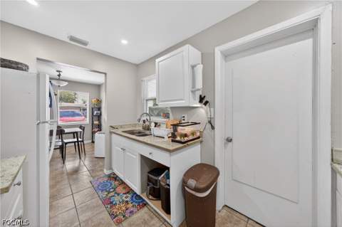 2992 Lafayette St, Fort Myers FL - photo 8 of 22