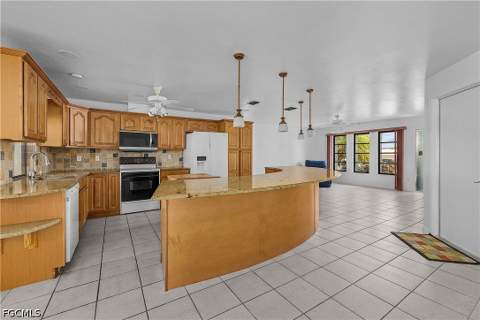 16201 Porto Bello St, Bokeelia FL - photo 12 of 37
