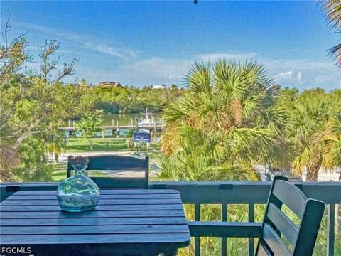 4481 Escondidio Ln 80, Upper Captiva FL - photo 14 of 50