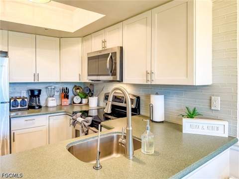 4481 Escondidio Ln 80, Upper Captiva FL - photo 15 of 50