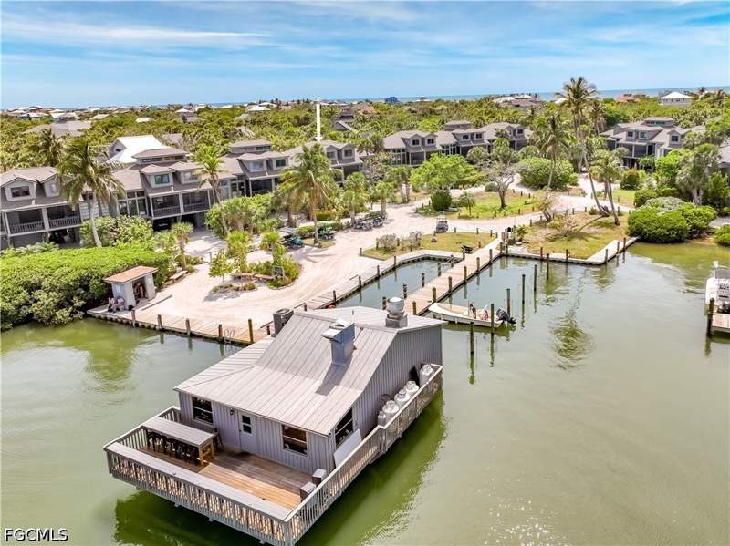 3 bedroom Townhouse at 4481 Escondidio Ln 80, Safety Harbor Club, Upper Captiva — photo 3