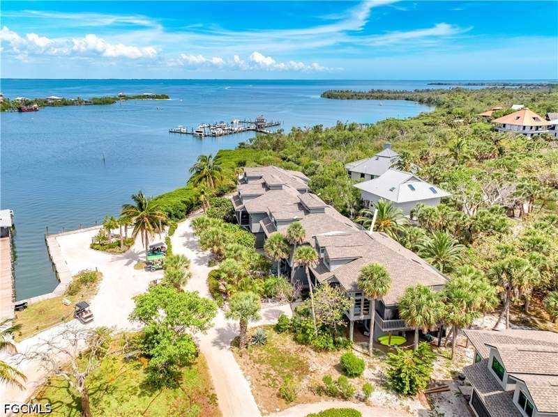 3 bedroom Townhouse at 4481 Escondidio Ln 80, Safety Harbor Club, Upper Captiva — photo 4