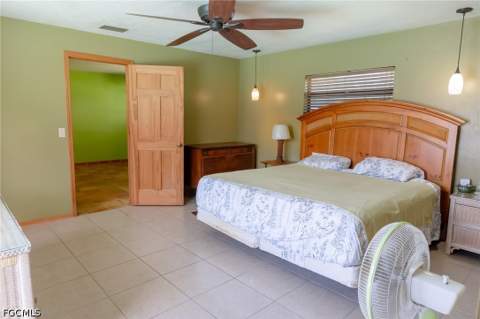 4240 Riverview Rd, Fort Myers FL - photo 17 of 49
