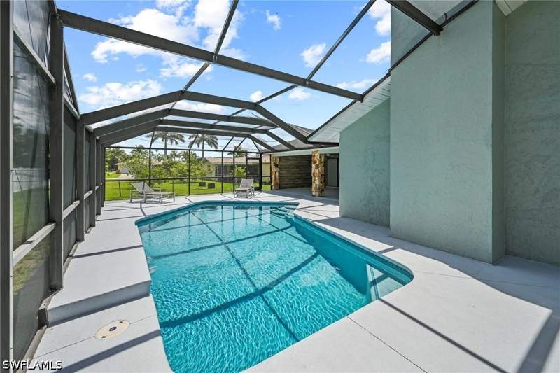 3 bedroom SingleFamilyResidence at 1715 SE 21st St, Cape Coral, Cape Coral — photo 5