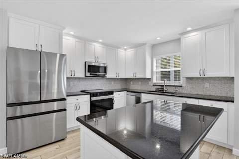 1720 16th St NE, Naples FL - photo 17 of 50