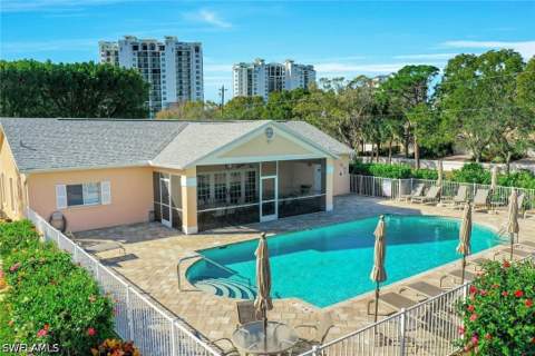 774 Wiggins Lake Dr 101, Naples FL - photo 23 of 26