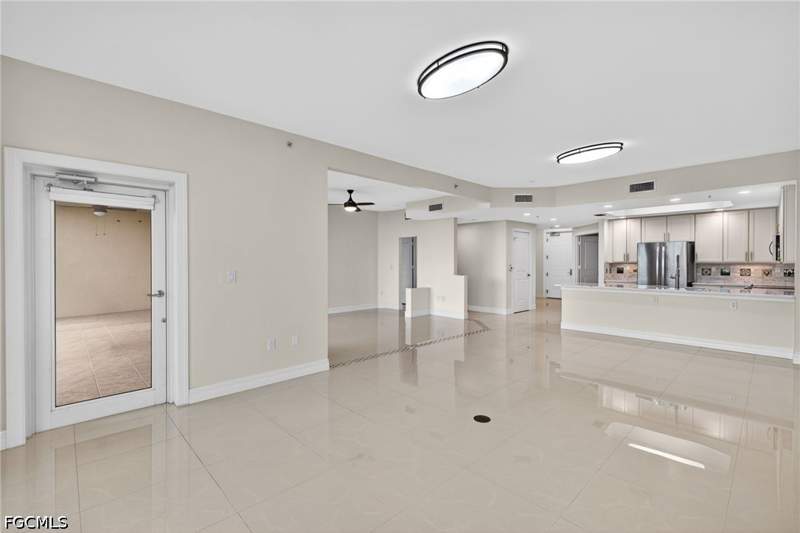2 bedroom Condominium at 3426 Hancock Bridge Pkwy 606, North Star Yacht Club, North Fort Myers — photo 4