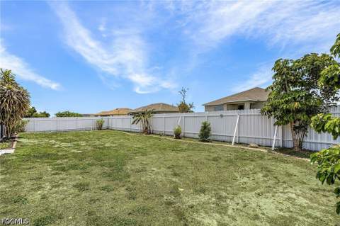 2216 NE 7th Pl, Cape Coral FL - photo 18 of 22