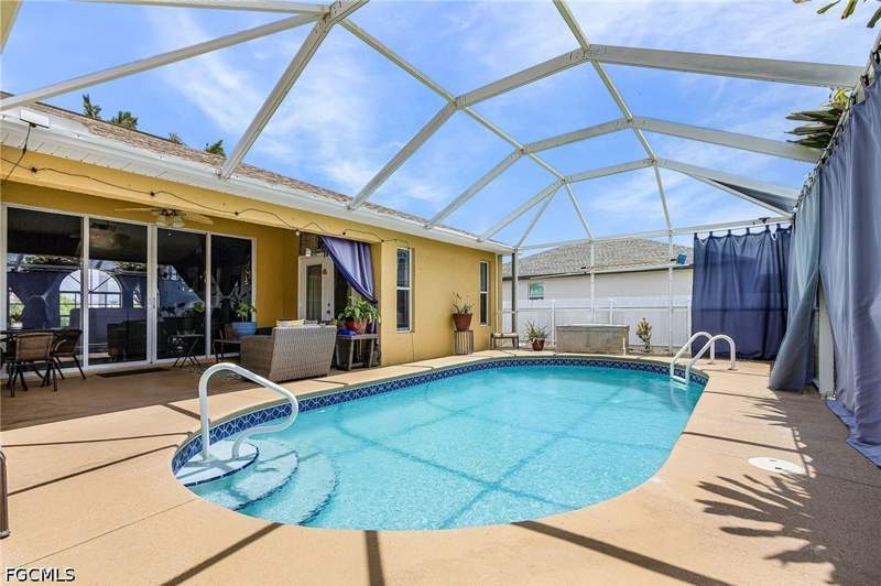 3 bedroom SingleFamilyResidence at 2216 NE 7th Pl, Cape Coral, Cape Coral — photo 3