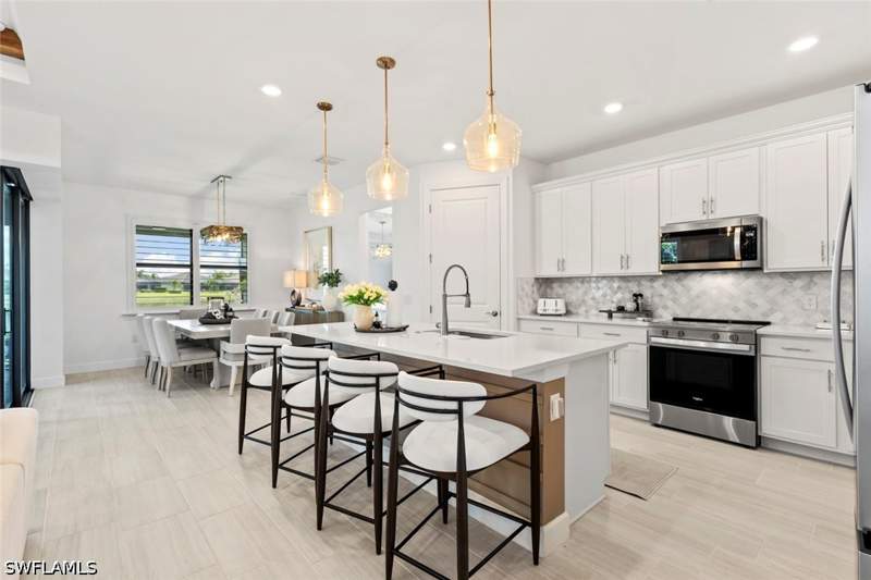 2 bedroom SingleFamilyResidence at 5932 Gala Dr, Del Webb, Ave Maria — photo 2