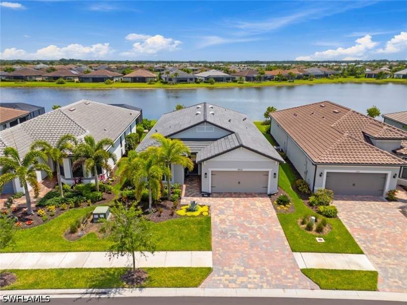 2 bedroom SingleFamilyResidence at 5932 Gala Dr, Del Webb, Ave Maria — photo 4