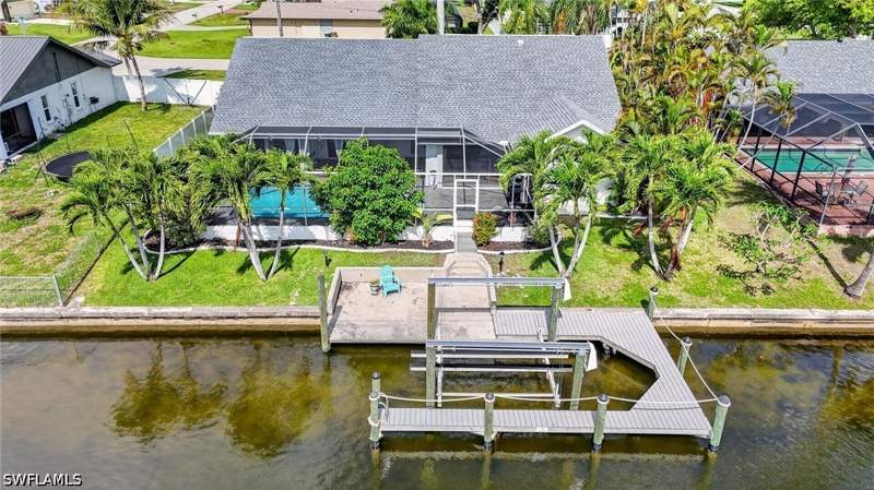 4 bedroom SingleFamilyResidence at 4225 SW 2nd Ave, Cape Coral, Cape Coral — photo 2