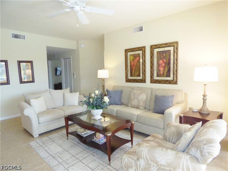 2 bedroom Condominium at 10017 Sky View Way 1506, Jasmine Pointe, Fort Myers — photo 2