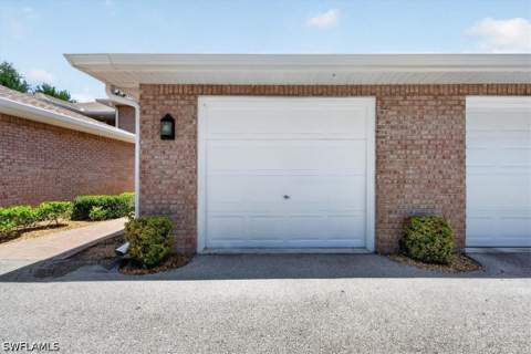 6650 Ilex Cir 6C, Naples FL - photo 24 of 33