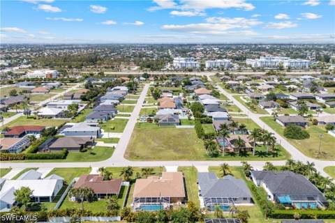 2228 SW 26th Ter, Cape Coral FL - photo 10 of 46