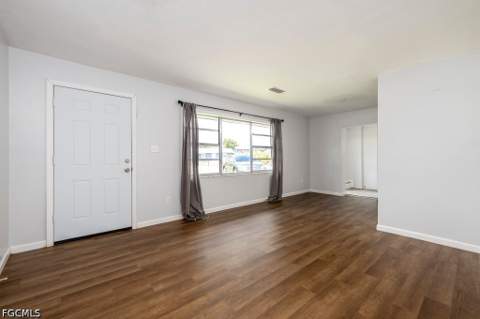 4631 New Haven Dr, Fort Myers FL - photo 10 of 20