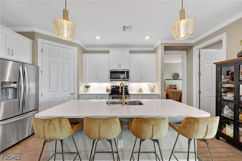 3 bedroom SingleFamilyResidence at 16711 Elkhorn Coral Dr, Coral Bay, North Fort Myers — photo 2