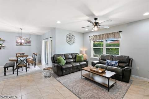 3215 Birchin Ln, Fort Myers FL - photo 11 of 39