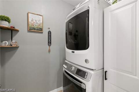 3215 Birchin Ln, Fort Myers FL - photo 20 of 39