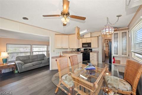 8571 Firwood Dr, Estero FL - photo 6 of 25