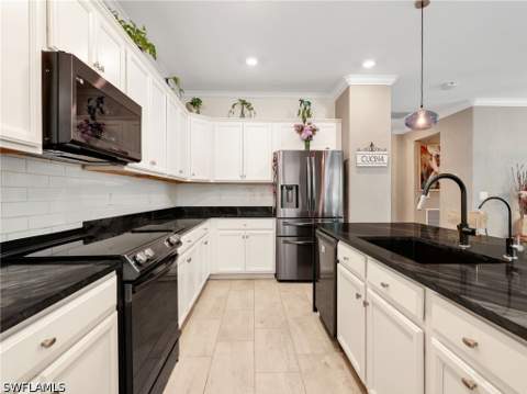 16256 Bonita Landing Cir, Bonita Springs FL - photo 15 of 44