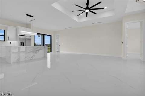 537 Paloma Ave, Lehigh Acres FL - photo 9 of 27