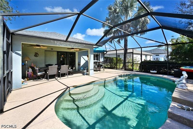 3 bedroom SingleFamilyResidence at 2442 SW Embers Ter, Cape Coral, Cape Coral — photo 3