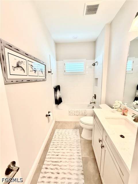 3050 Heritage Pines Dr, Fort Myers FL - photo 15 of 29