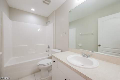 3312 38th St SW, Lehigh Acres FL - photo 12 of 15