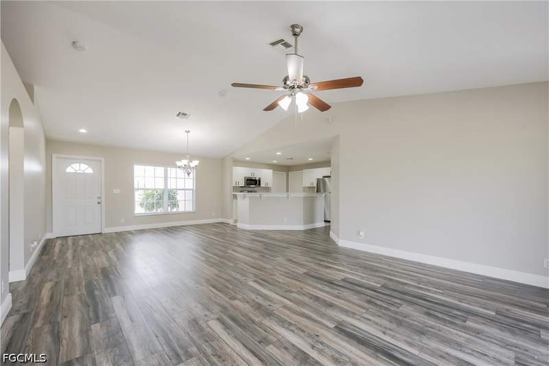3 bedroom SingleFamilyResidence at 3312 38th St SW, Lehigh Acres, Lehigh Acres — photo 4