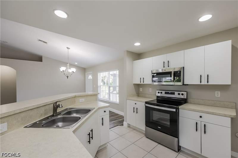 3 bedroom SingleFamilyResidence at 3312 38th St SW, Lehigh Acres, Lehigh Acres — photo 5