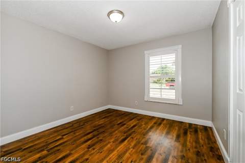 225 SW 37th St, Cape Coral FL - photo 10 of 15