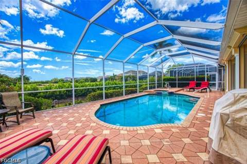 8356 Southwind Bay Cir, Fort Myers FL - photo 13 of 44