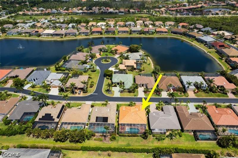 3 bedroom SingleFamilyResidence at 8356 Southwind Bay Cir, Southwind Subdivision, Fort Myers — photo 2