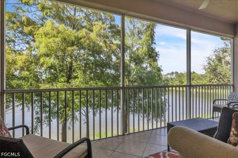 6050 Jonathans Bay Cir 102, Fort Myers FL - photo 13 of 41