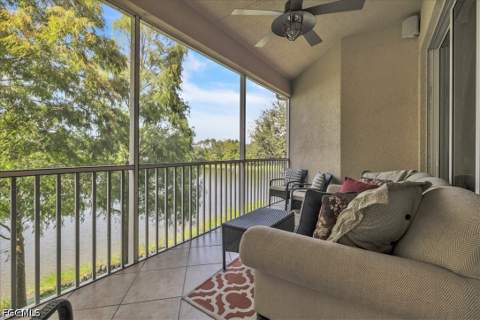 6050 Jonathans Bay Cir 102, Fort Myers FL - photo 15 of 41