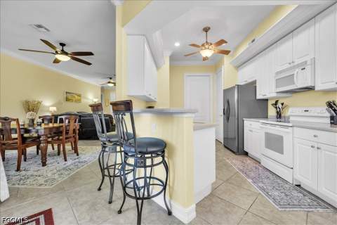 6050 Jonathans Bay Cir 102, Fort Myers FL - photo 17 of 41