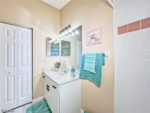 7631 Woodland Bend Cir, Fort Myers FL - photo 22 of 31