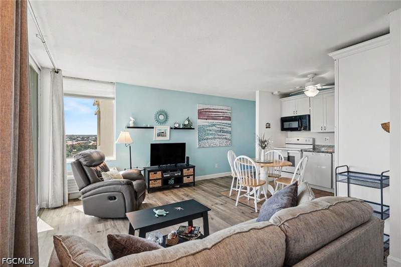 1 bedroom Condominium at 7360 Estero Blvd 1001, Estero Beach And Tennis Club, Fort Myers Beach — photo 4