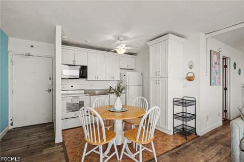 7360 Estero Blvd 1001, Fort Myers Beach FL - photo 9 of 26