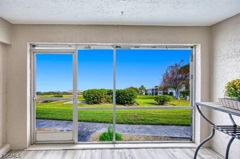 16251 Dublin Cir 104, Fort Myers FL - photo 20 of 31