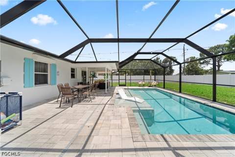 710 SE 42nd Ln, Cape Coral FL - photo 11 of 38