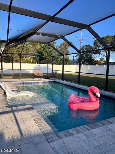 710 SE 42nd Ln, Cape Coral FL - photo 6 of 38